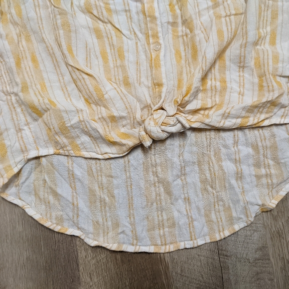 Lucky Brand high Low Hemline sleeveless top - Picture 3 of 7